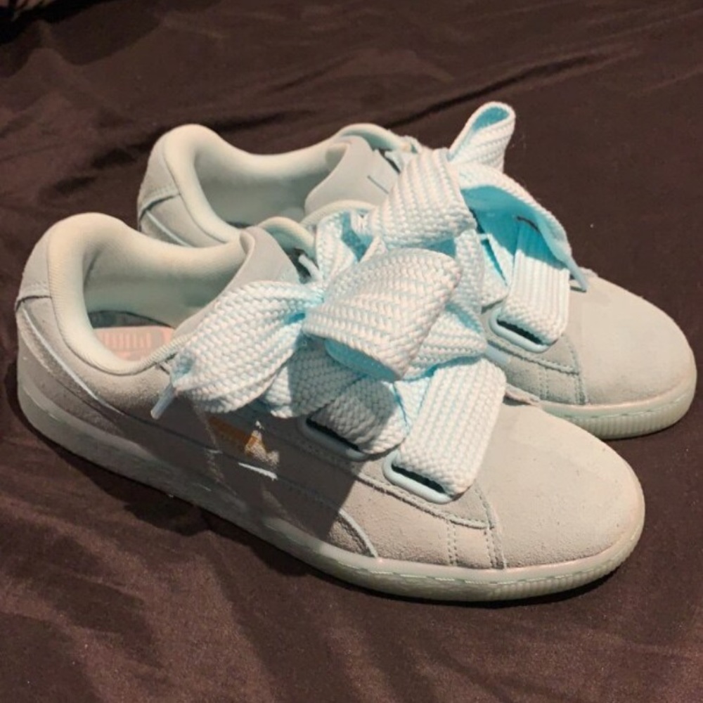 PUMA Women's Heart Reset Suede Fashion Sneaker